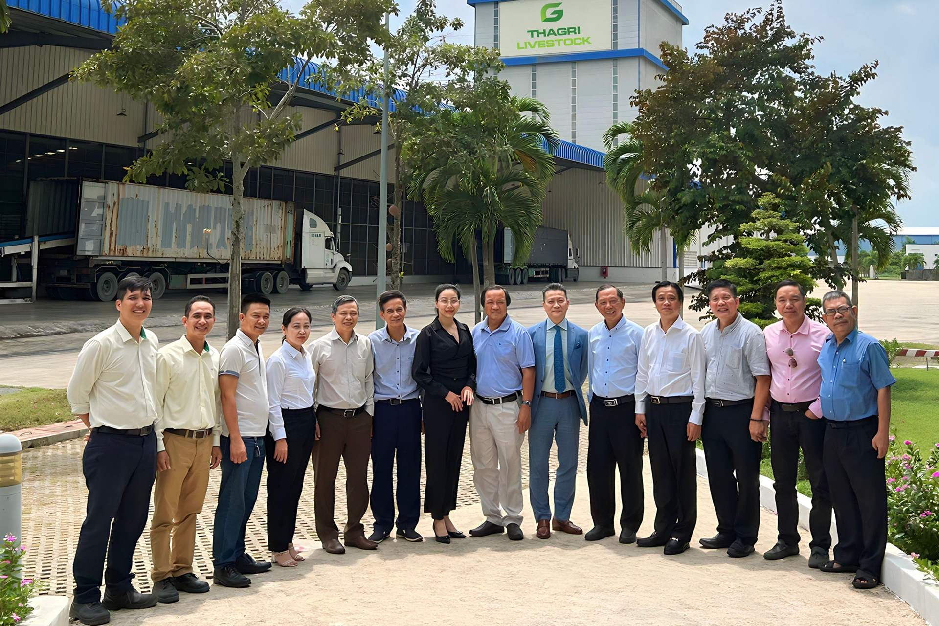 Consulate General of Canada in Ho Chi Minh City delegates visit THAGRI LIVESTOCK