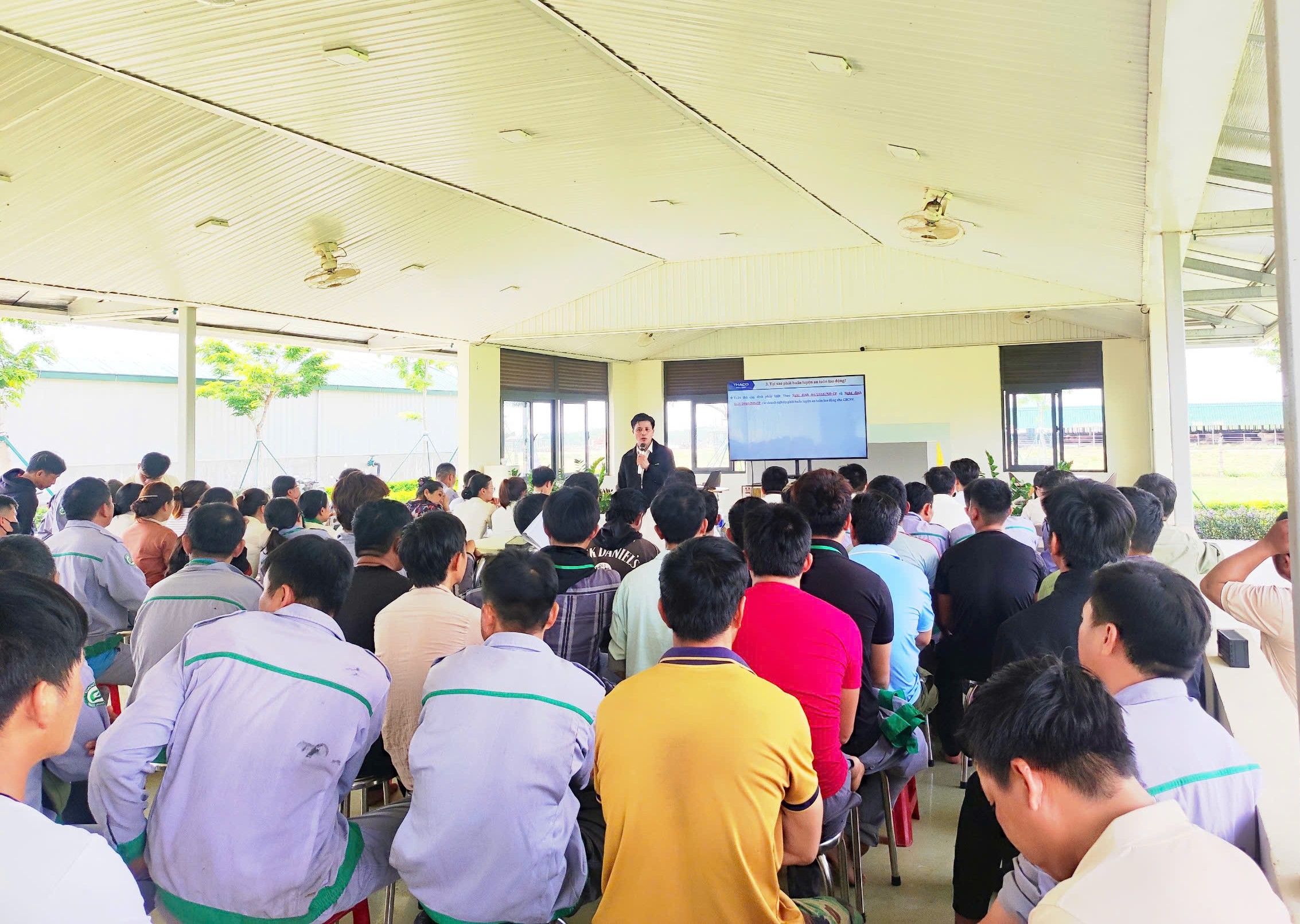 CB.CNV Công ty Cổ phần Hoàng Anh Đăk Lăk tham gia đào tạo an toàn vệ sinh lao động