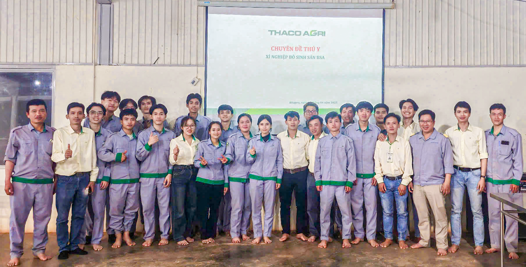 Ngày 28/4, KLH HAGL Agrico Lào tổ chức tổng kết chương trình thực tập kéo dài 2 tháng cho 16 sinh vi...