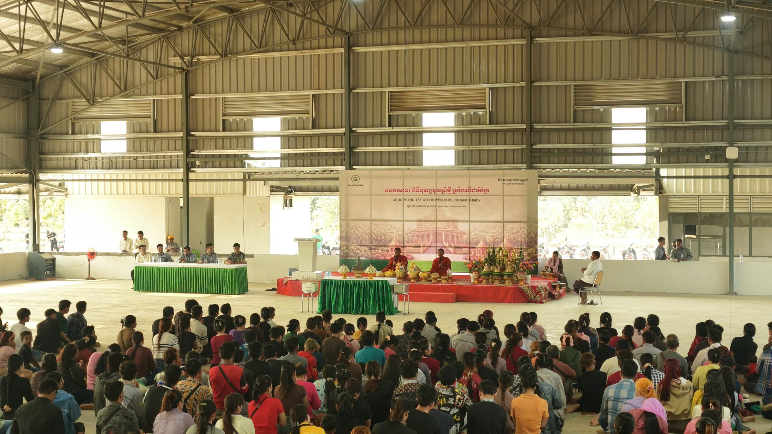 Trong không khí rộn ràng dịp Tết cổ truyền Chol Chnam Thmey, các Khu liên hợp thuộc THACO AGRI đồng...