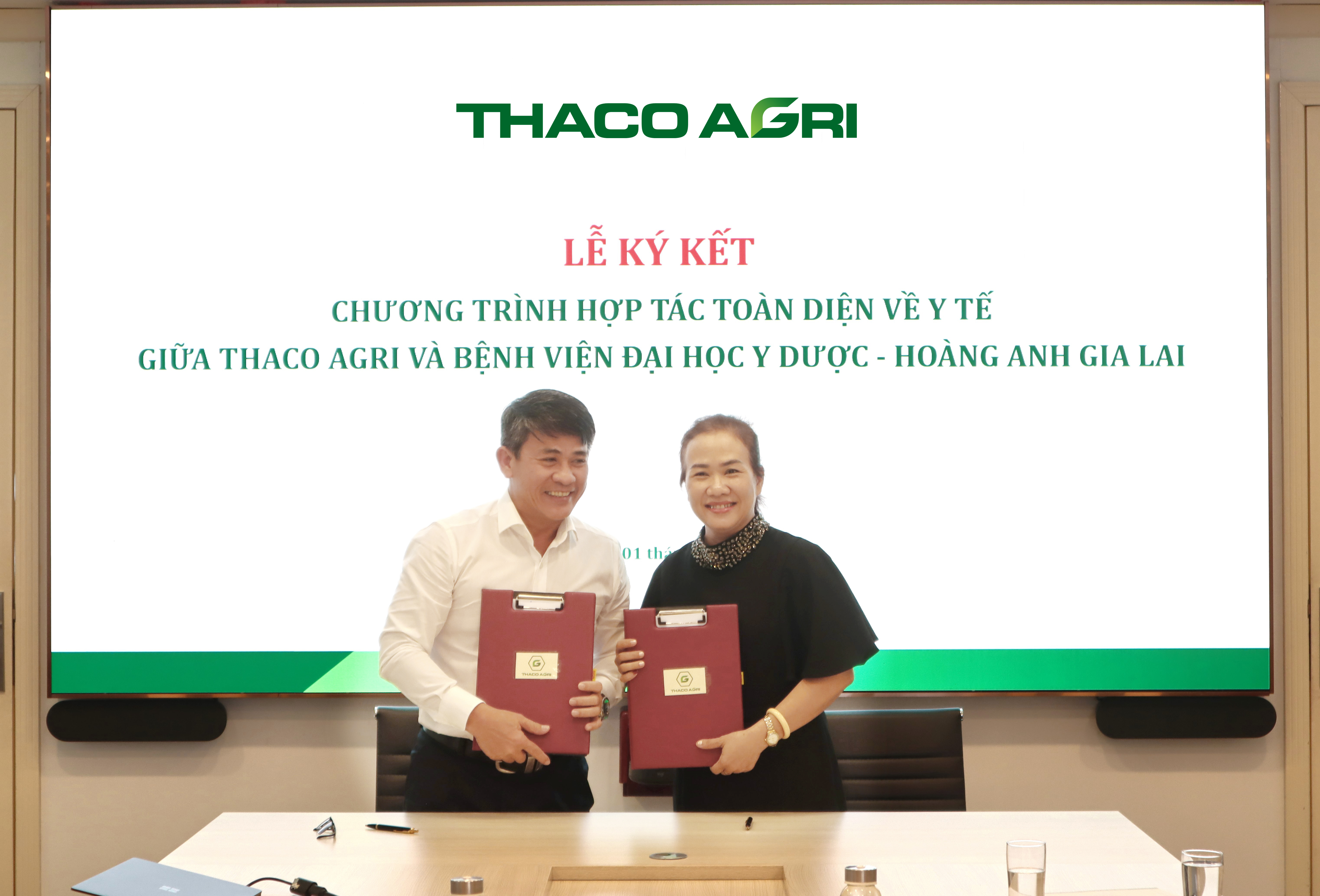 Banner truyền thông