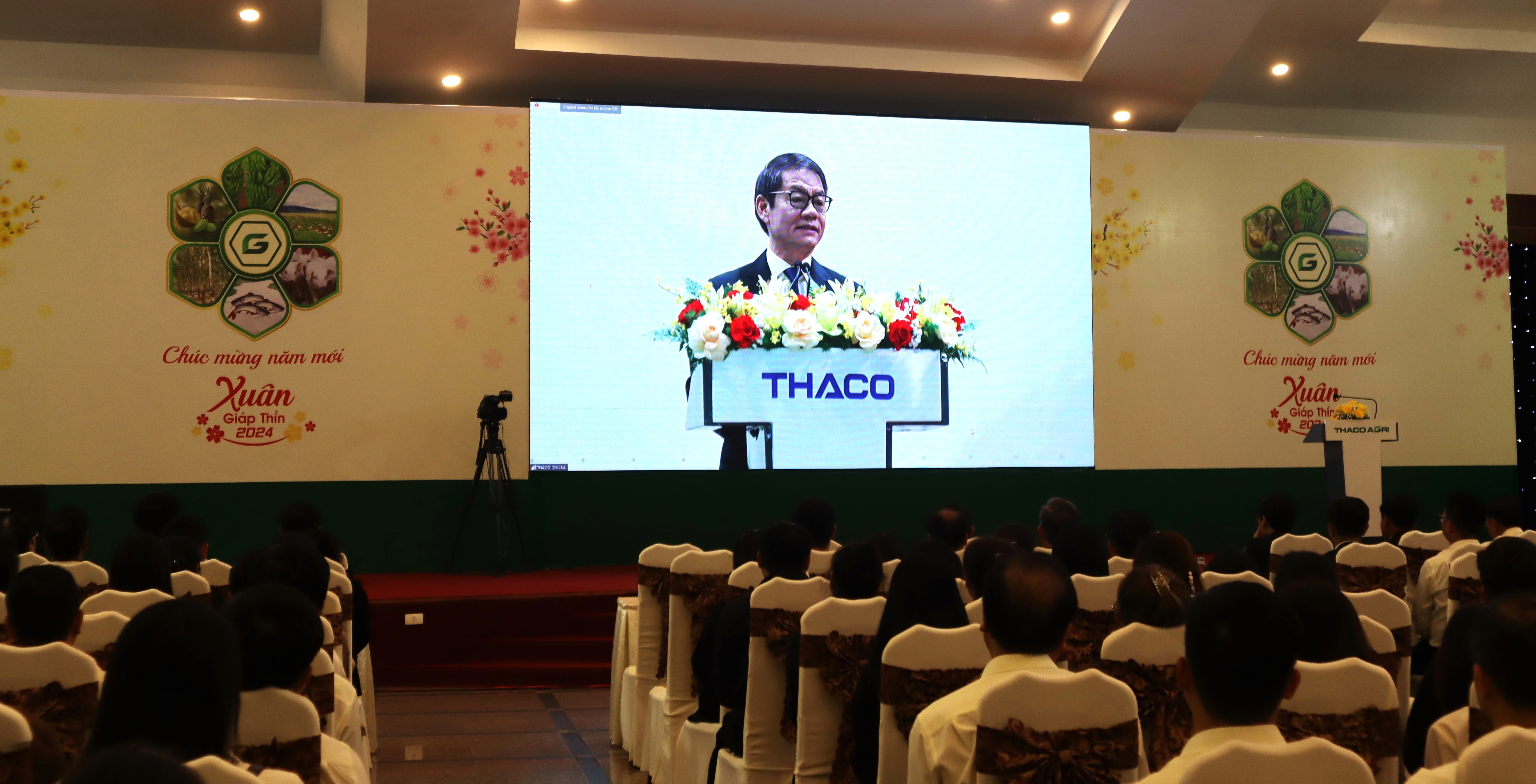 Banner truyền thông